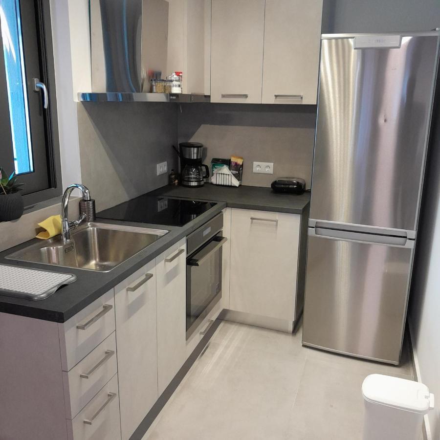 Apartamento Brand New Flat Near De Bosset Bridge, Argostoli Exterior foto